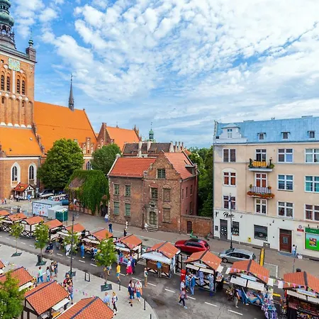 Apartment 100m2 With Beautiful Old Town View By Renters